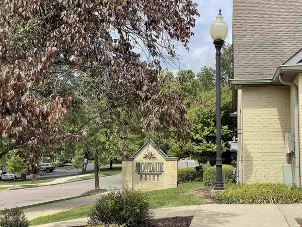 451 S Park Ridge RD #102, Bloomington, IN 47401
