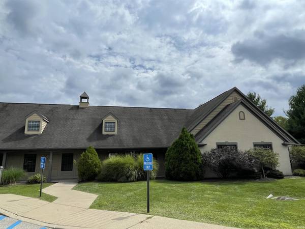 451 S Park Ridge RD #102, Bloomington, IN 47401