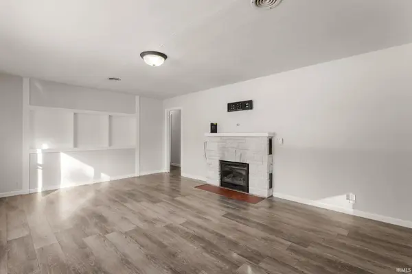 11103 Edison RD, Osceola, IN 46561