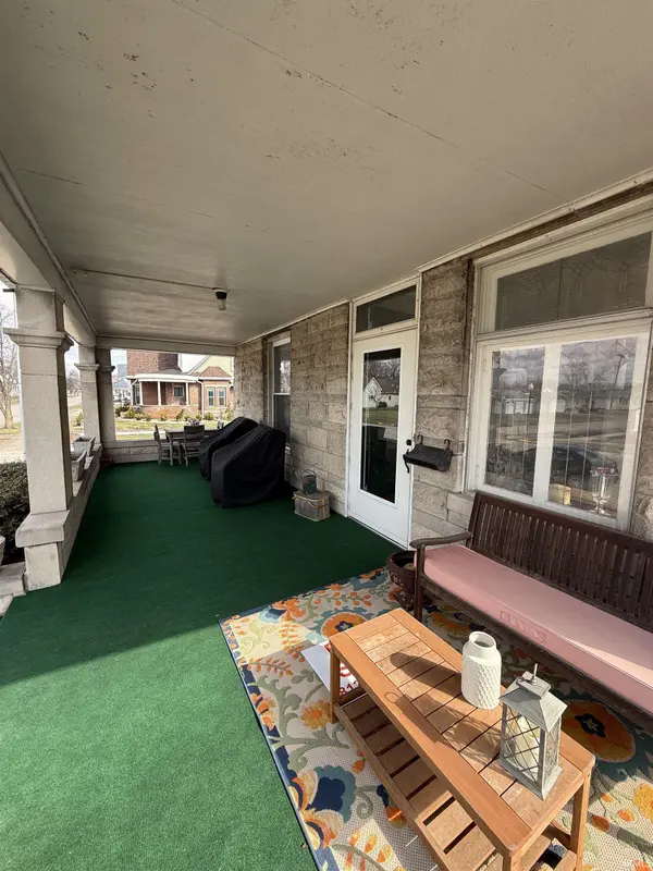 289 N Main ST, Linton, IN 47441