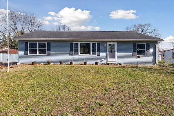 27380 Sunnyfield DR, Elkhart, IN 46514