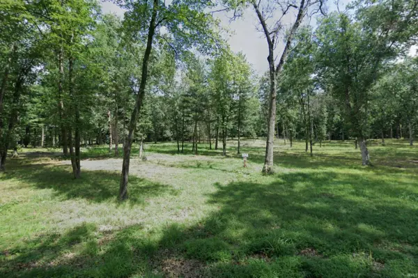 6346 E North DR, Knox, IN 46534