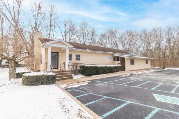 1685 S Spiceland PIKE, New Castle, IN 47362-8954