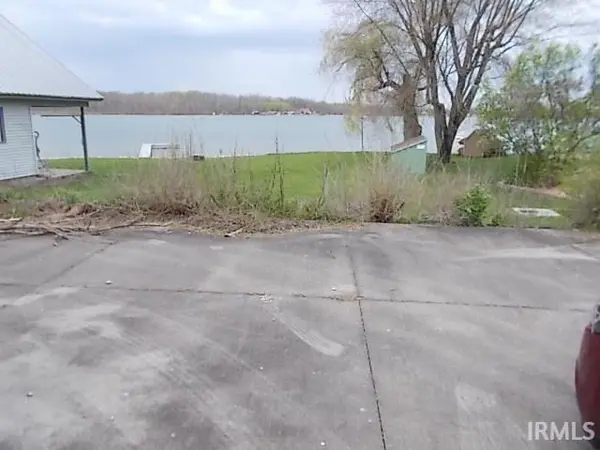 080 E  Atwood Lake ***, Wolcottville, IN 46795