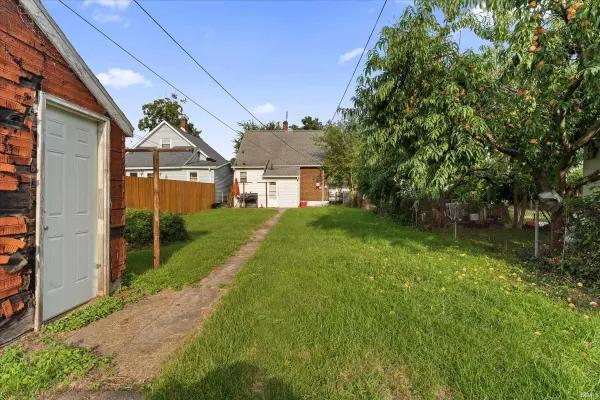 1631 S Scott ST, South Bend, IN 46613