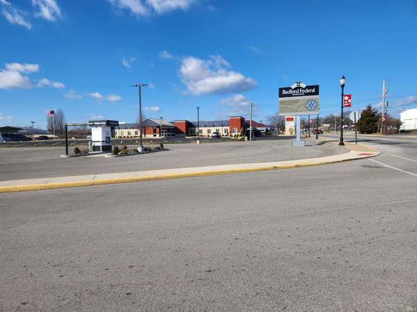 1320 W Main ST, Mitchell, IN 47446
