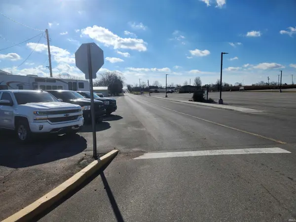 1320 W Main ST, Mitchell, IN 47446