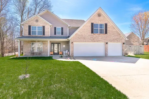 718 E Appomatox CT, Ellettsville, IN 47429