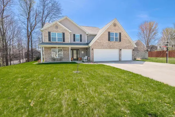 718 E Appomatox CT, Ellettsville, IN 47429