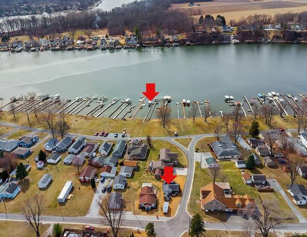 11846 W Lookout DR, Monticello, IN 47960