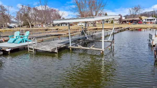 11846 W Lookout DR, Monticello, IN 47960