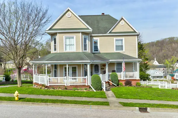 577 S Summit ST, French Lick, IN 47432-1362