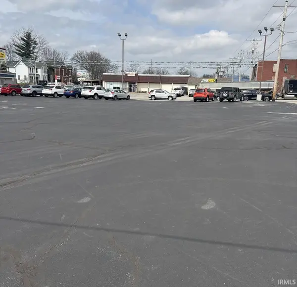 0 W FOURTH & COLLEGE AVE, Mount Vernon, IN 47620