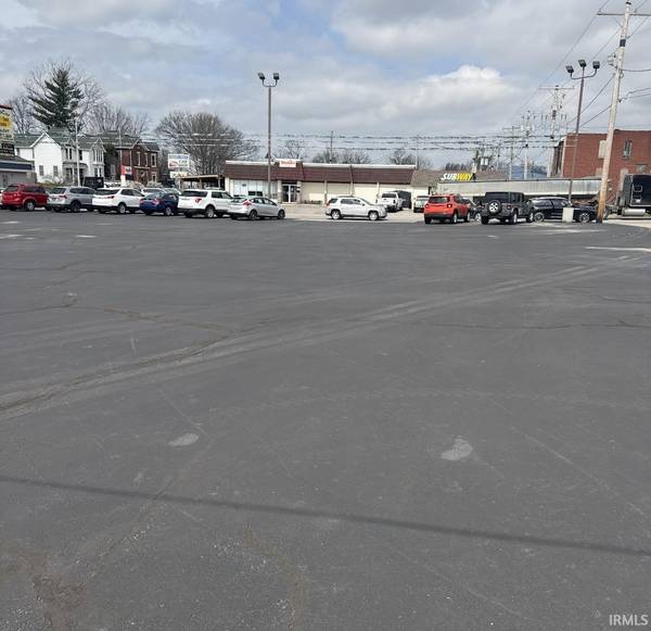 0 W FOURTH & COLLEGE AVE, Mount Vernon, IN 47620
