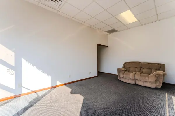 1372 S Wabash ST, Wabash, IN 46992