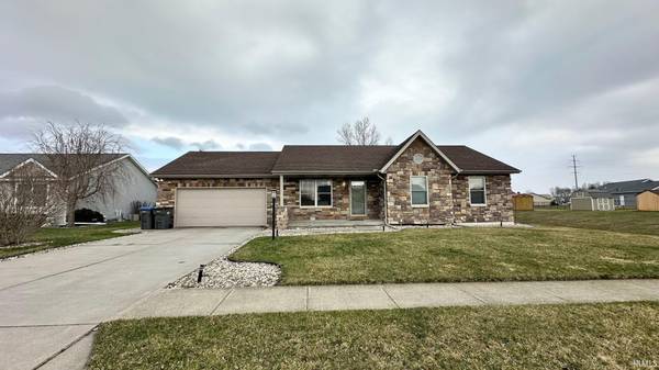 1312 Red Oak DR, Goshen, IN 46526-8129