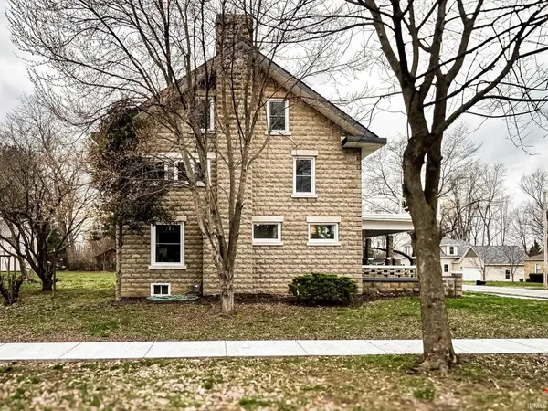 221 W Harrison St ***, Orleans, IN 47452