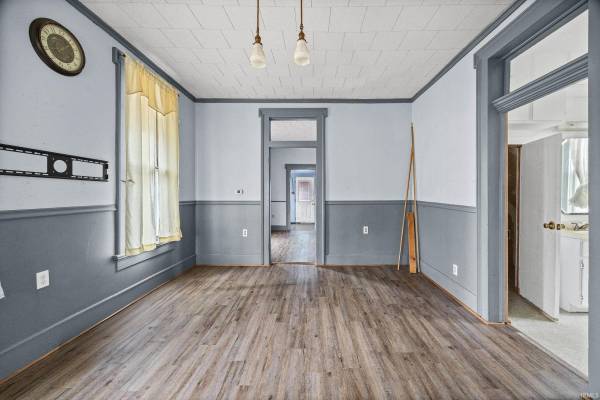 711 Crockett ST, Covington, IN 47932-1434
