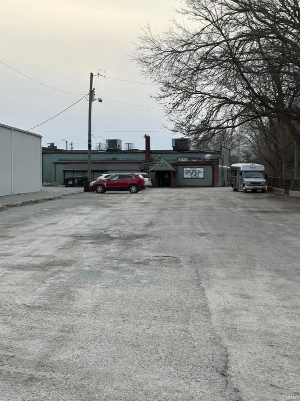 1617 Main ST, Rochester, IN 46975