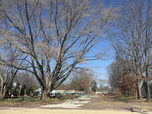 27723 Plainfield DR, Elkhart, IN 46514