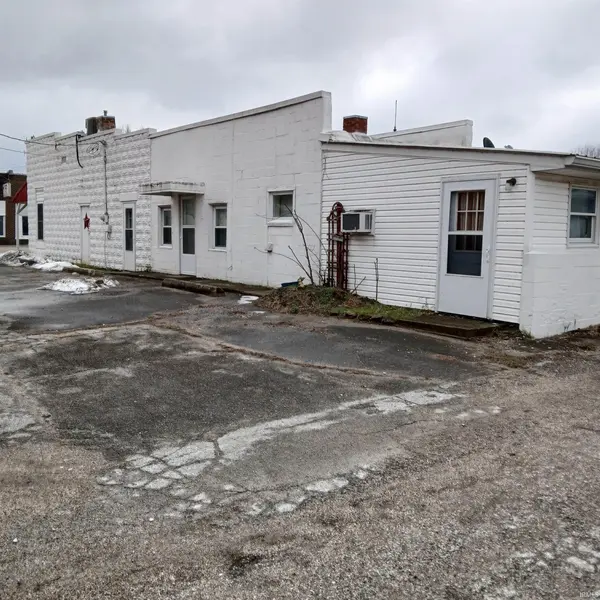 108 N Odon ST, Elnora, IN 47529