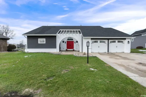 51081 Twilight DR, Elkhart, IN 46514