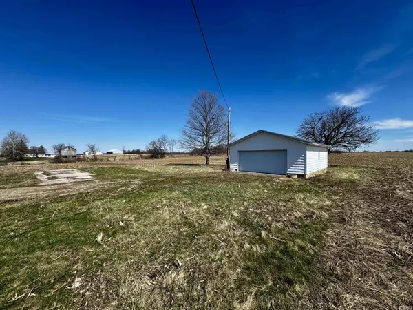 15090 N County Road 700 E ***, Dunkirk, IN 47336