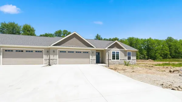 1403 E Boulder RUN, Columbia City, IN 46725