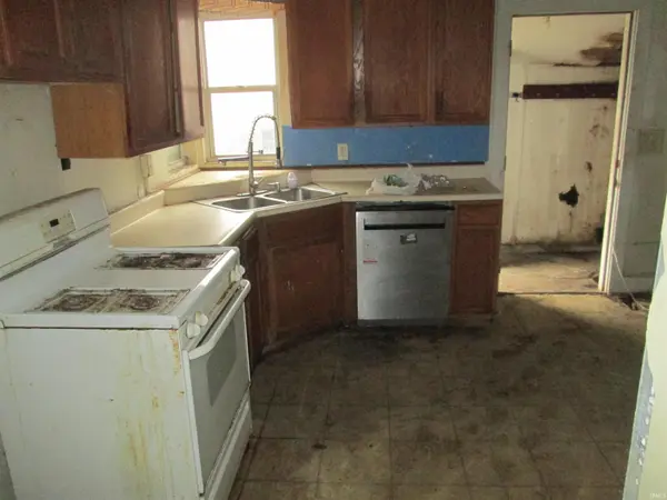827 N 13th ST, Lafayette, IN 47904