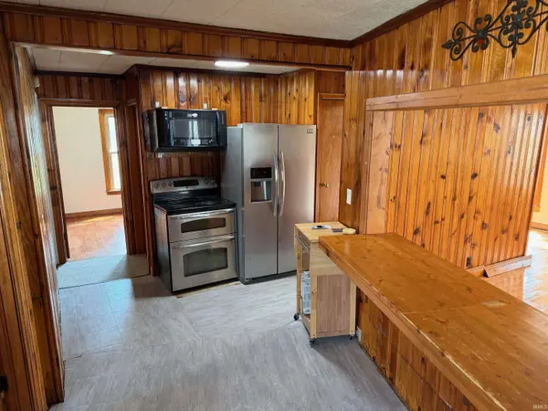 17798 Main ST, Plymouth, IN 46563