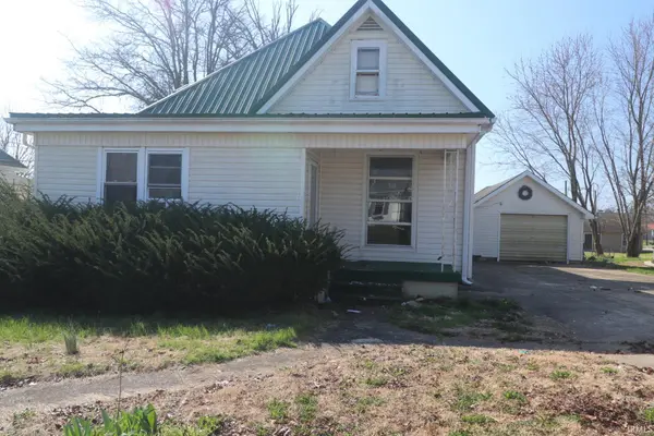 405 SW 3rd ST, Loogootee, IN 47553