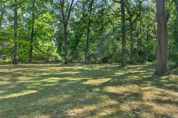 55260 Filbert RD, Mishawaka, IN 46545-4008