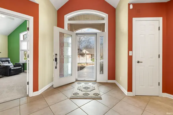 1815 Bent Tree CT, Auburn, IN 46706