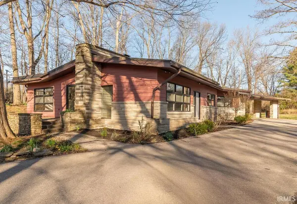 1026 S Greenwood AVE, Bloomington, IN 47401
