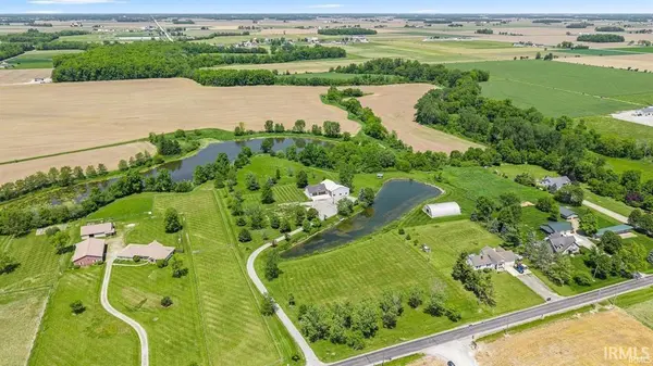 21735 Ward RD, Woodburn, IN 46797-9777