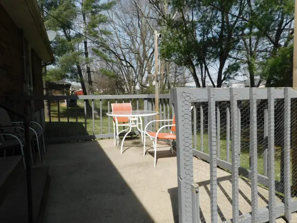 116 Nichols AVE, Salem, IN 47167-1951