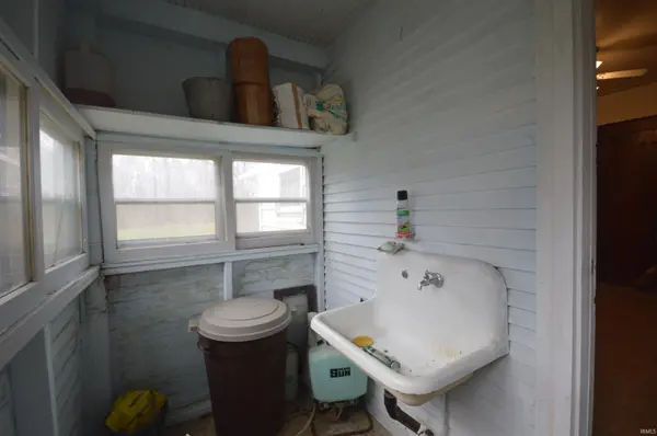 28489 Riley RD, North Liberty, IN 46554