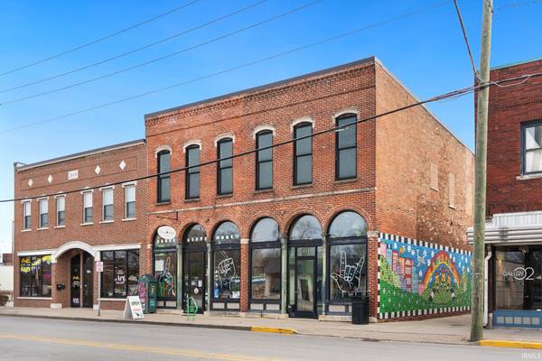 1113 Broadway ***, Fort Wayne, IN 46802-3301