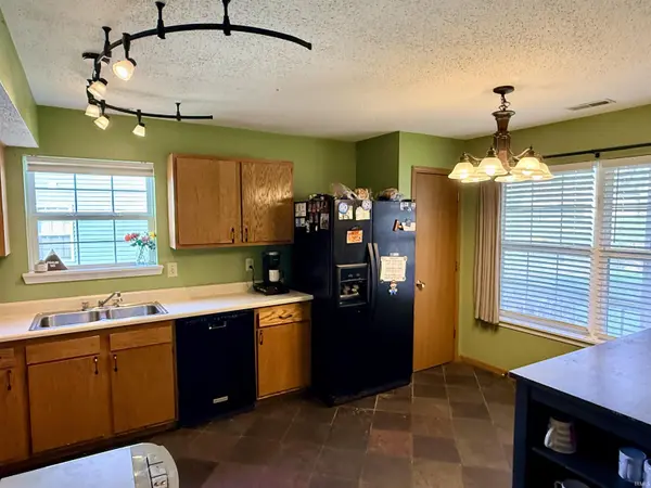 2737 S Pine Meadows DR, Bloomington, IN 47403