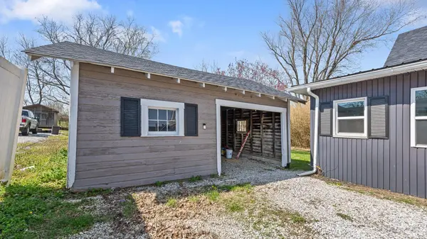 221 Elm Street ***, Paoli, IN 47454