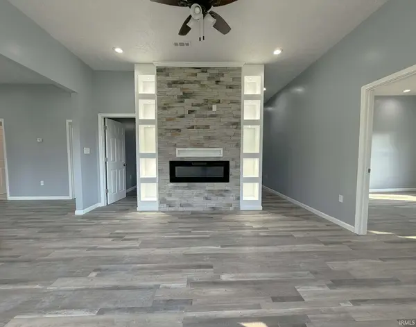 512 N Race ST, Monon, IN 47959