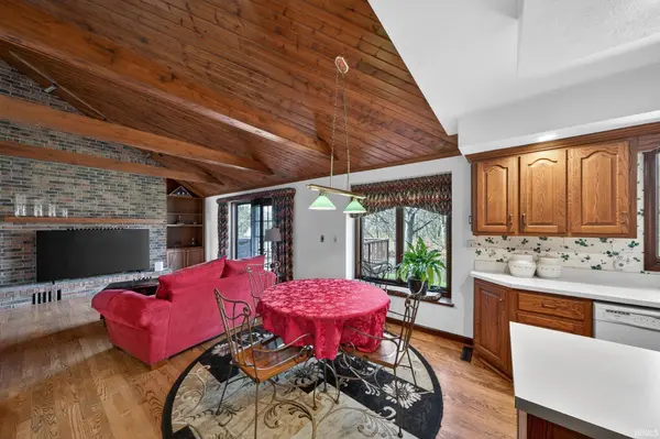 54459 Hunters CT, Elkhart, IN 46514-4660