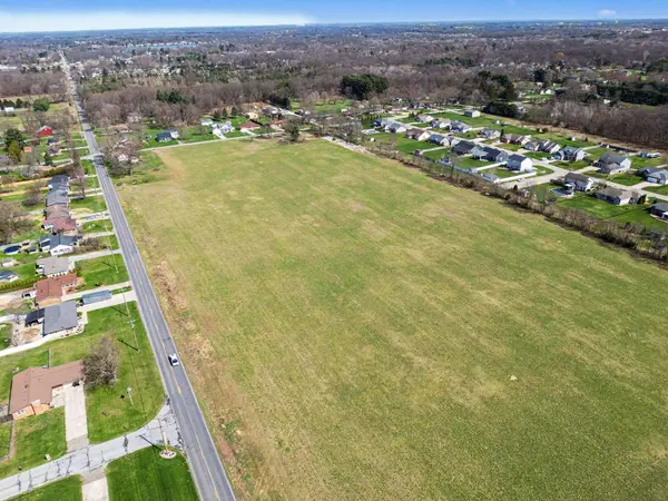 10996 Harrison RD, Osceola, IN 46561