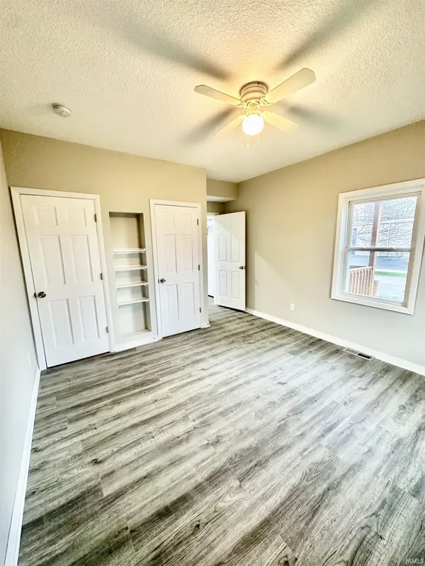 1411 S VanBuren ST, Auburn, IN 46706