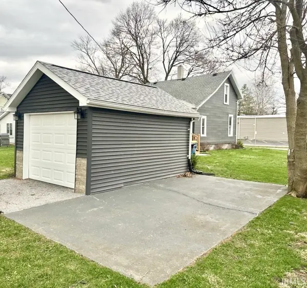 1411 S VanBuren ST, Auburn, IN 46706