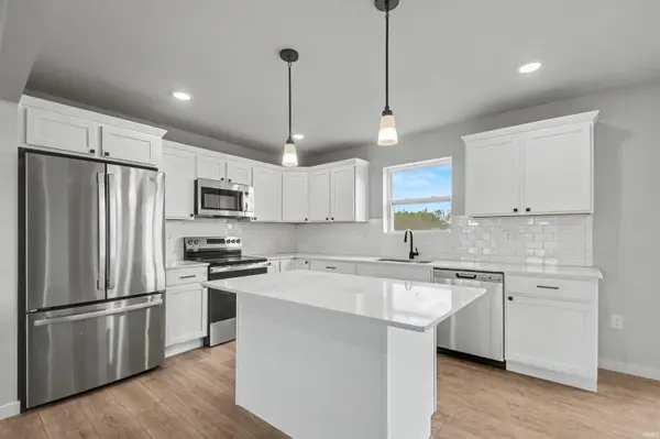 23179 Rumford DR, South Bend, IN 46628