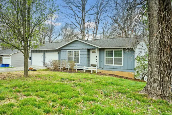 151 White LN, Bedford, IN 47421