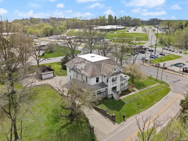 410 Riverside DR, Jasper, IN 47546