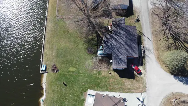 5799 N Lake Shore Dr. ***, Macy, IN 46951
