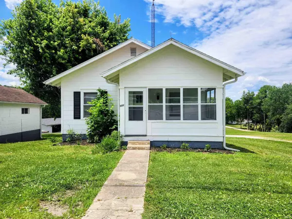 931 S Paoli Unionville RD, Paoli, IN 47454